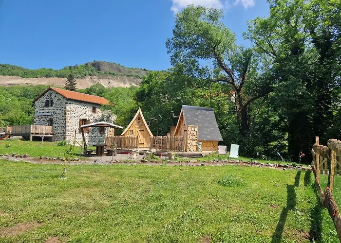 Les Feeriques Du Cheix *